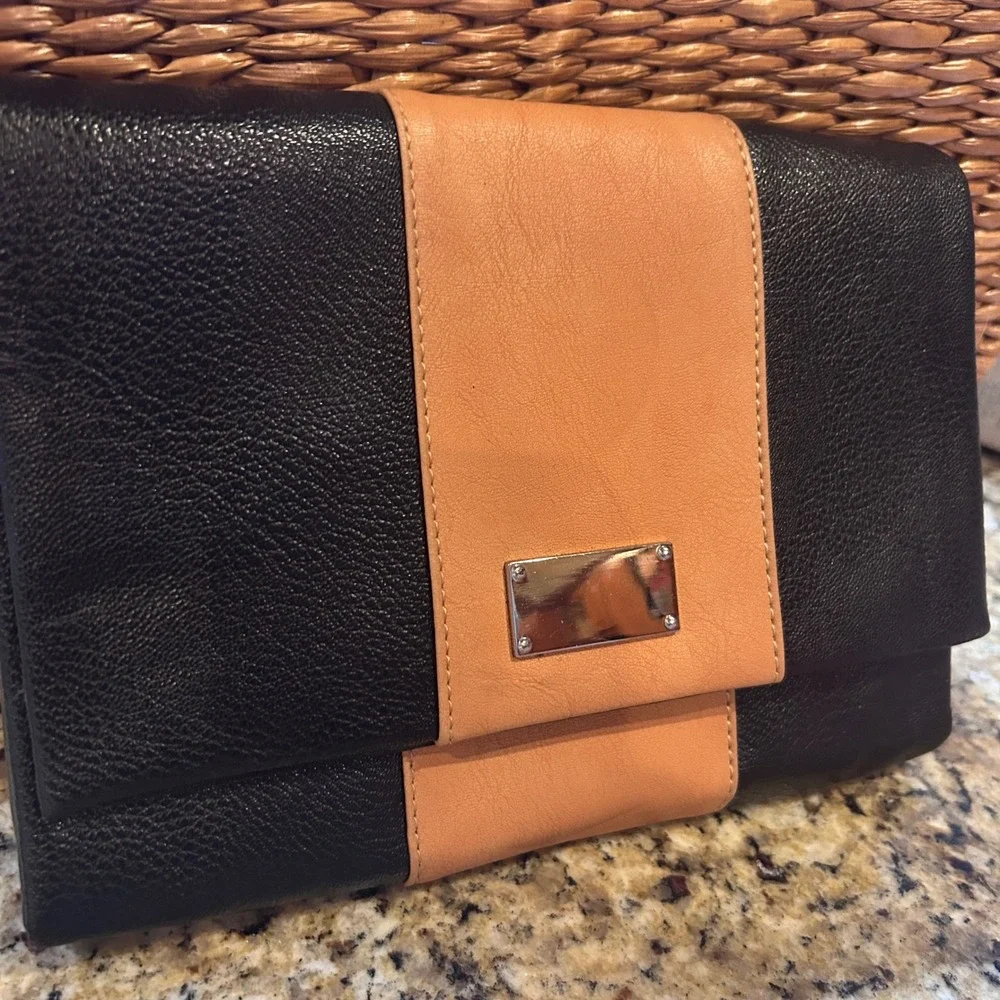 N/A sophisticated black